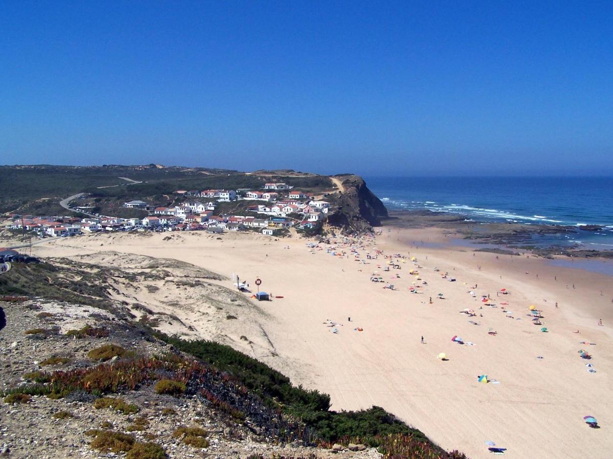 Sun & Surf Flat Arrifana Beach Aljezur Exterior photo